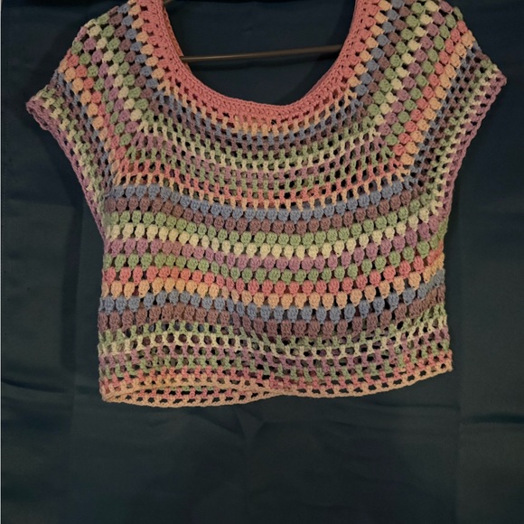 Dreamers Pastel Crochet Top - Picture 3 of 3